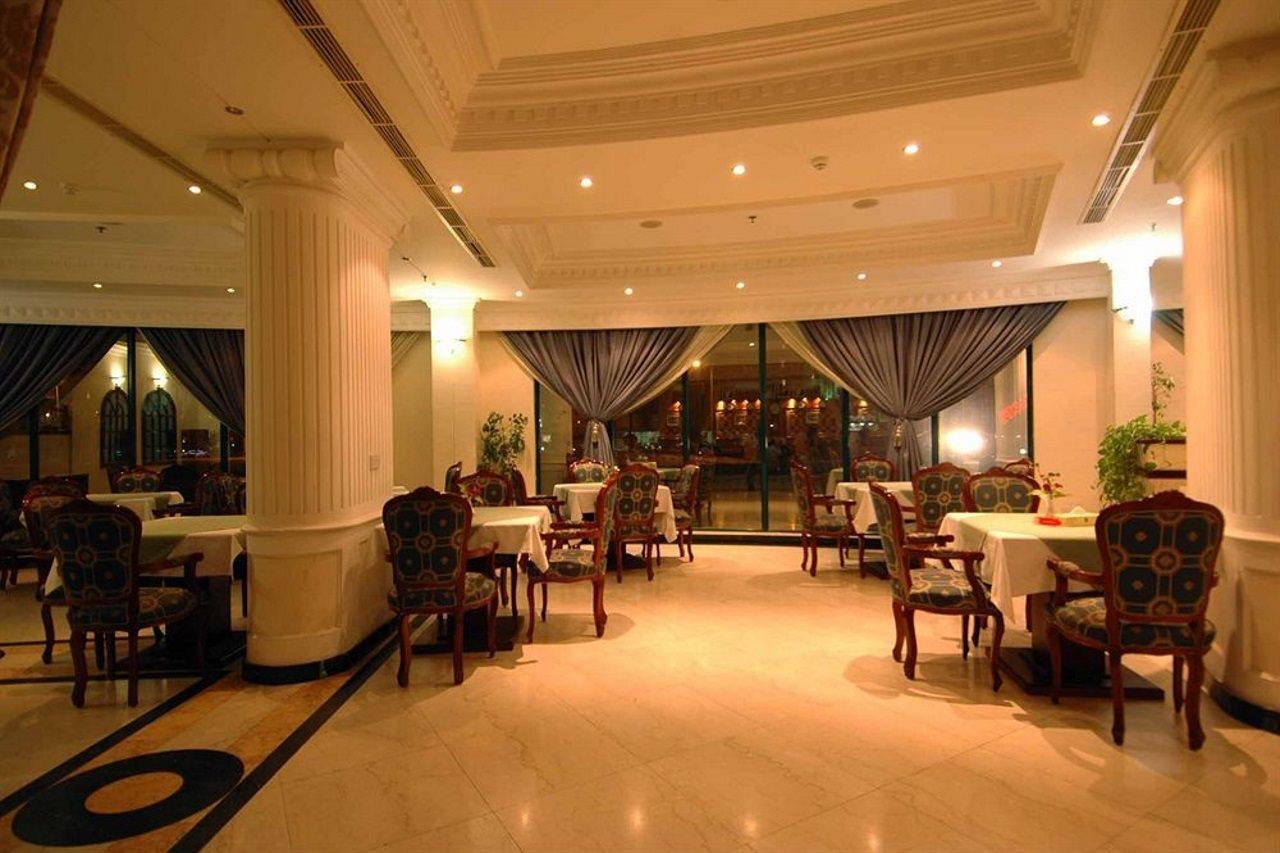 Ramee California Hotel Μανάμα Εστιατόριο φωτογραφία