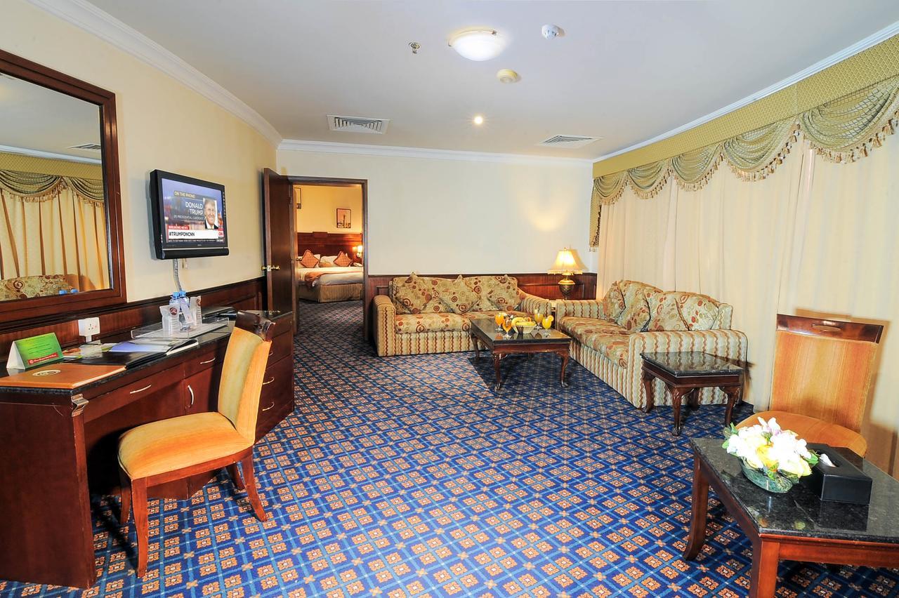 Ramee California Hotel Μανάμα Εξωτερικό φωτογραφία