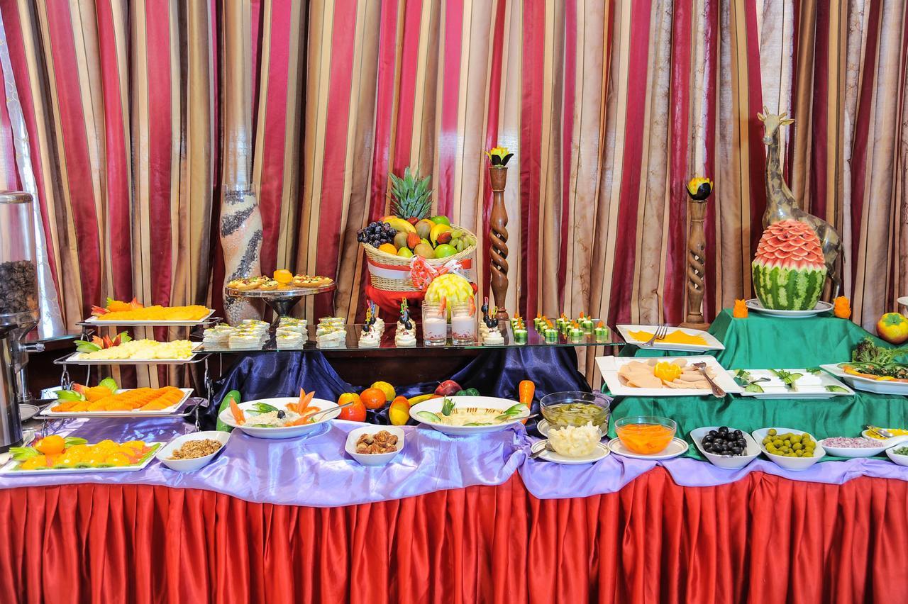 Ramee California Hotel Μανάμα Εξωτερικό φωτογραφία